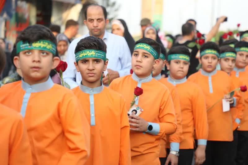 شادپیمایی مردم سمنان به مناسبت عید سعید غدیر خم