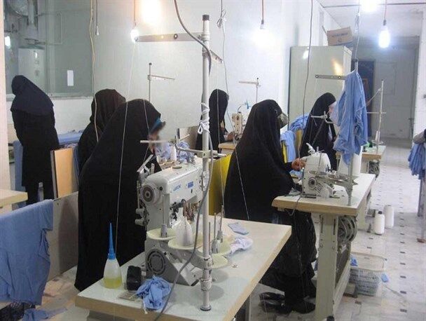 گفتگوی خواندنی با بانوی کارآفرین مسجدی که راهبر شغلی ۴۰۰ بانوی سرپرست خانوار است