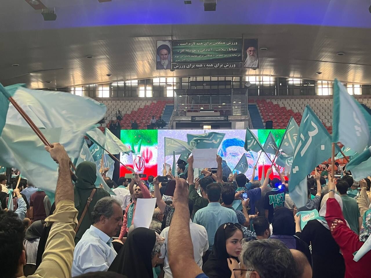 مشهد؛ آخرین مصاف کاندیداهای انتخاباتی/ تغییر محل تجمع، چالشی ناگهانی برای ستاد جلیلی