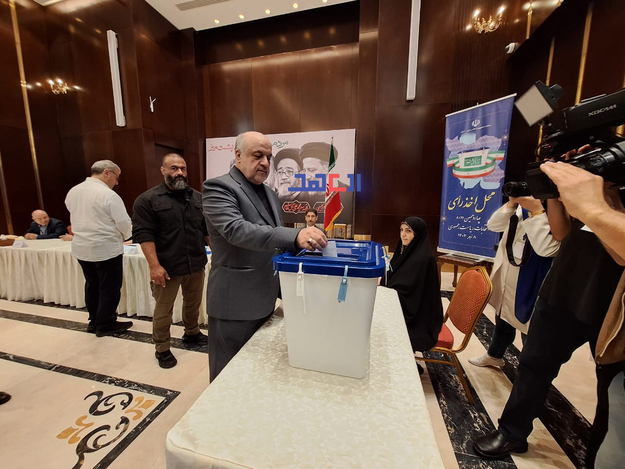 حضوررایدهندگان ایرانی در سفارت بیروت با دریچه دوربین «العهد»