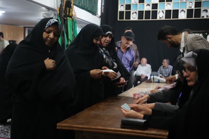 حضورمثال زدنی مردم استان سمنان پای صندوق رای