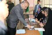 اصحاب رسانه مردم را جهت شرکت و انتخاب اصلح در انتخابات تشویق و ترغیب کنند