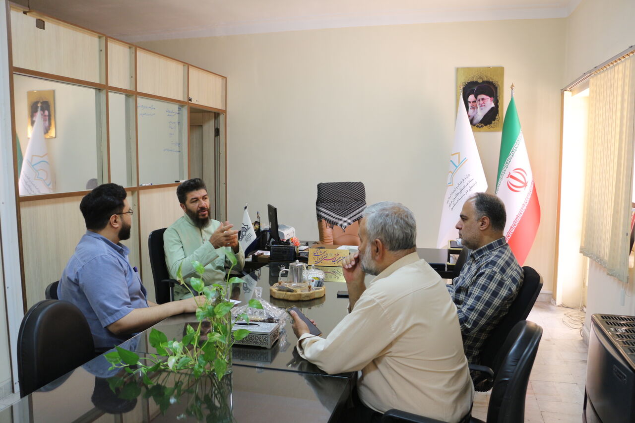 گروه های نمایشی کانون مساجد استان سمنان اجرا خیابانی می کنند