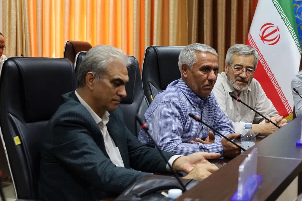 محافل ادبی تاثیر مهمی در عرصه فرهنگ و تاریخ دارند