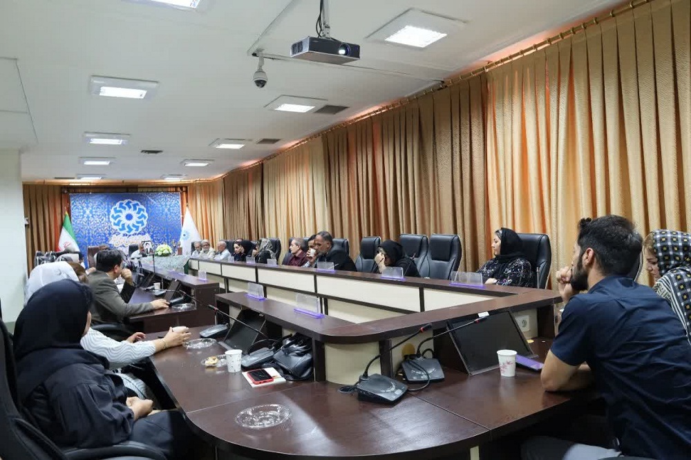 محافل ادبی تاثیر مهمی در عرصه فرهنگ و تاریخ دارند