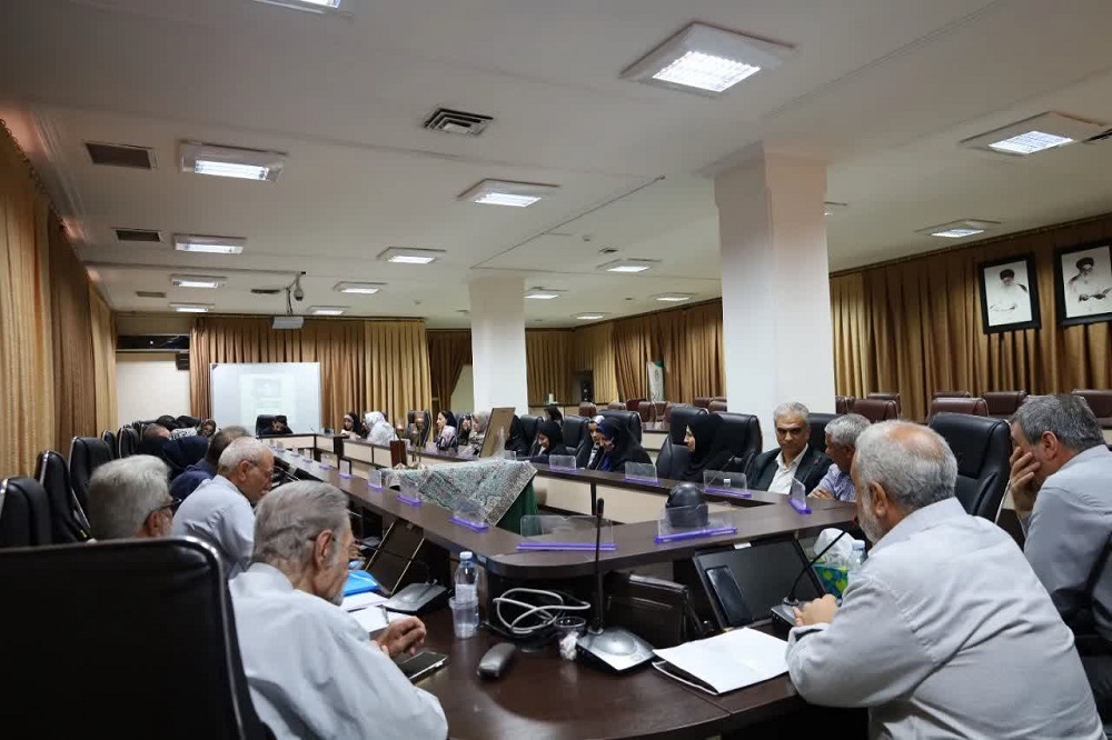 محافل ادبی تاثیر مهمی در عرصه فرهنگ و تاریخ دارند