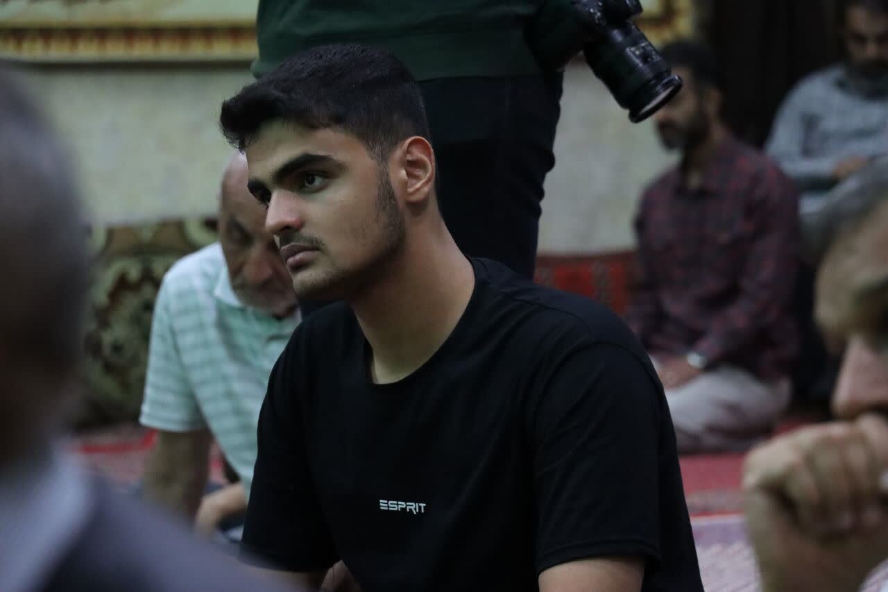 نشست بصیرتی با موضوع انتخابات در مسجد سید تقی تقوی برگزار شد