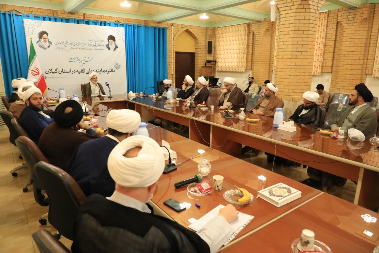 ضرورت هوشیاری ائمه جمعه و توجه به سرفصلهای بیانات رهبری در انتخابات ریاست جمهوری