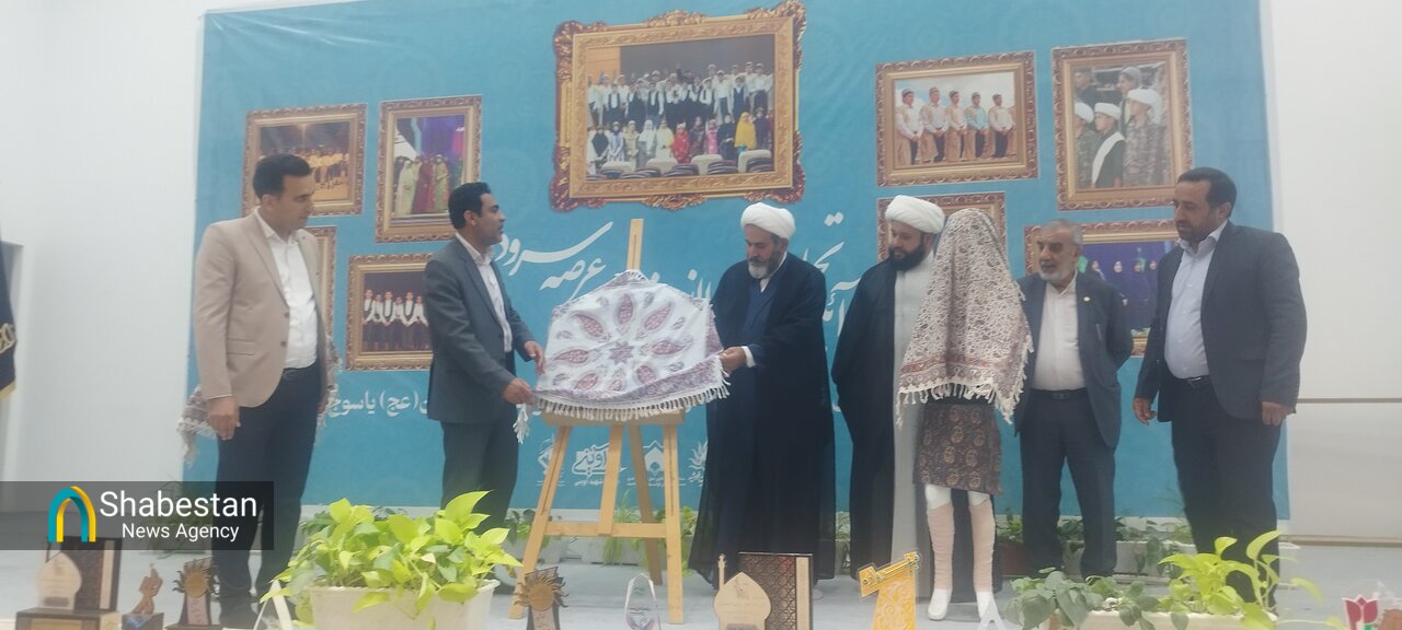 «نغمه نقاره ها» پسران خورشید رونمایی شد