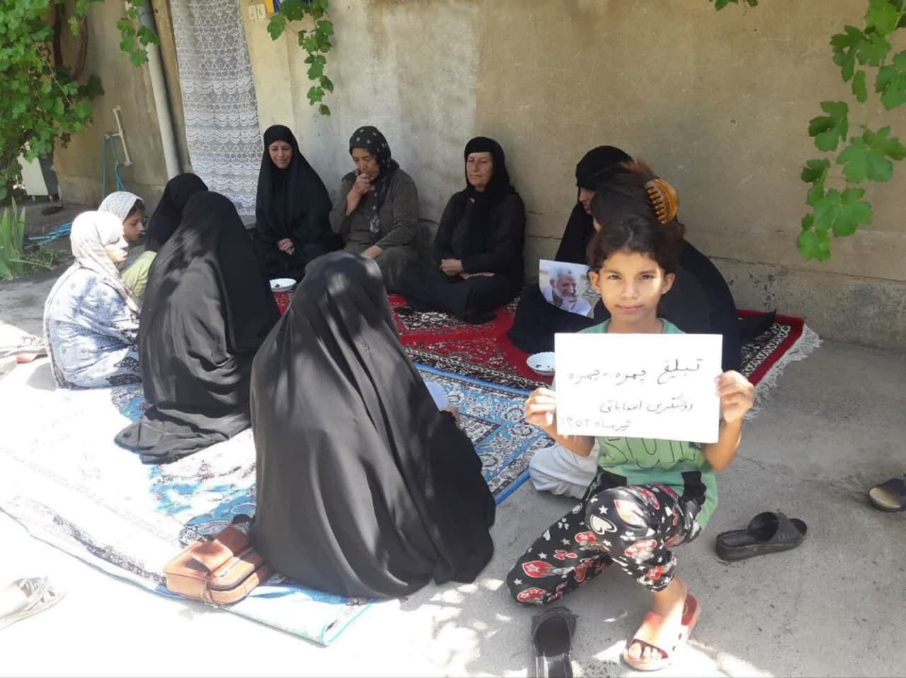 دعوت به مشارکت حداکثری در انتخابات بصورت چهره به چهره در صحنه