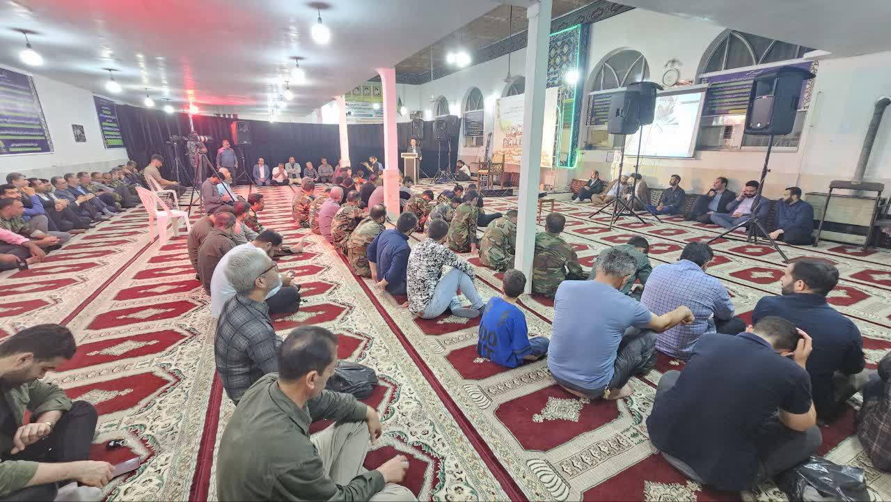 امروز حفظ خون شهدا با حضور من و شما در پای صندوق رأی مشخص میشود