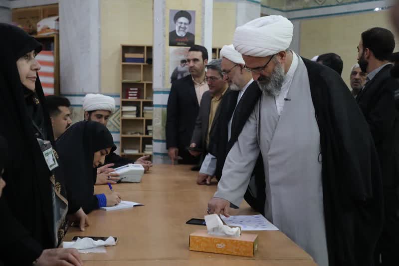 ملت ایران کار بزرگ هفته گذشته را تکمیل خواهند کرد