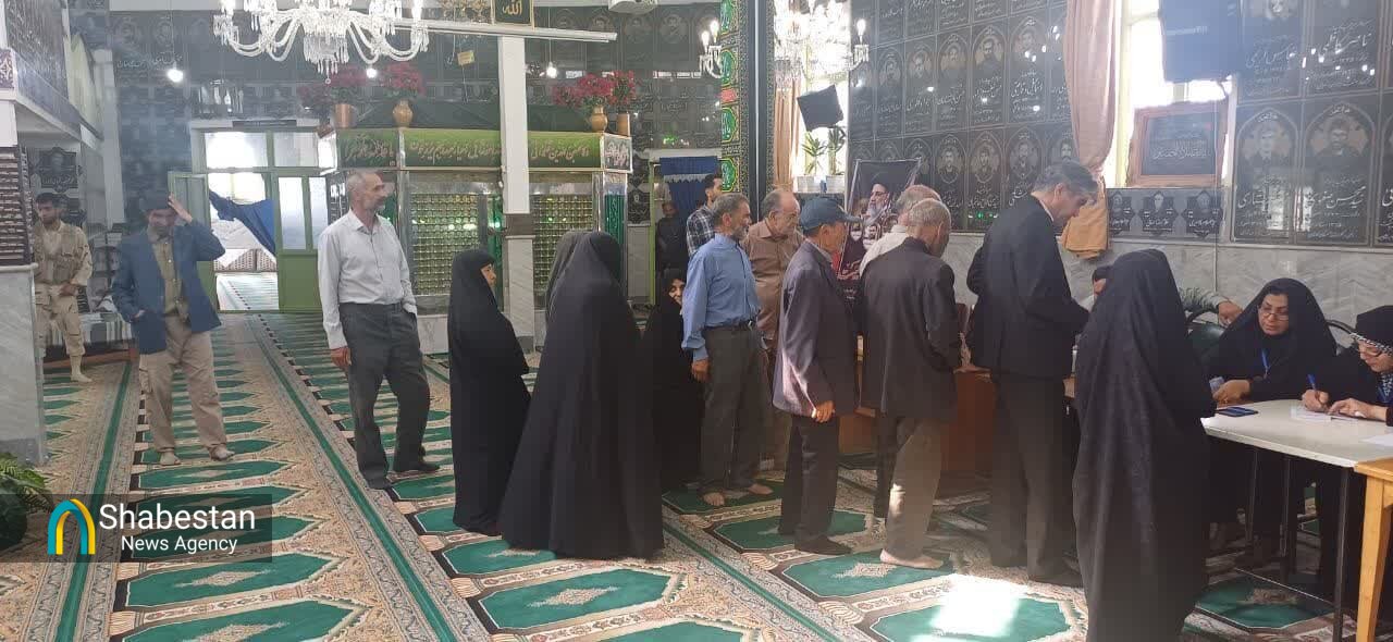 تجلی حضور مرزنشینان خراسان جنوبی در پای صندوق اخذ رای