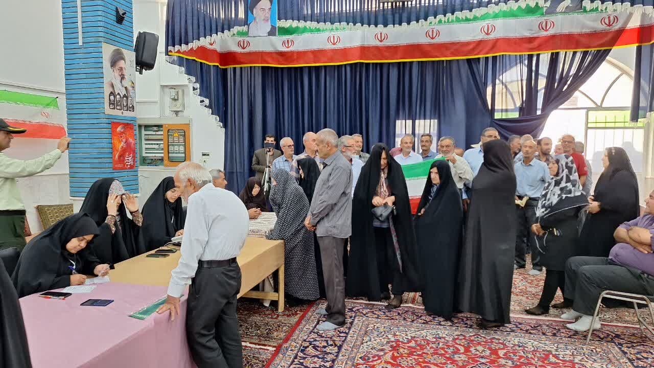 جمعه انتخابات در صحن و شبستان مساجد