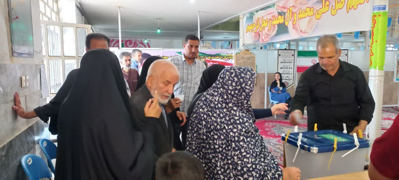 از رفراندوم تا چهاردهمین دوره انتخابات ریاست جمهوری در مسجد خاتم الانبیا(ص) اراک