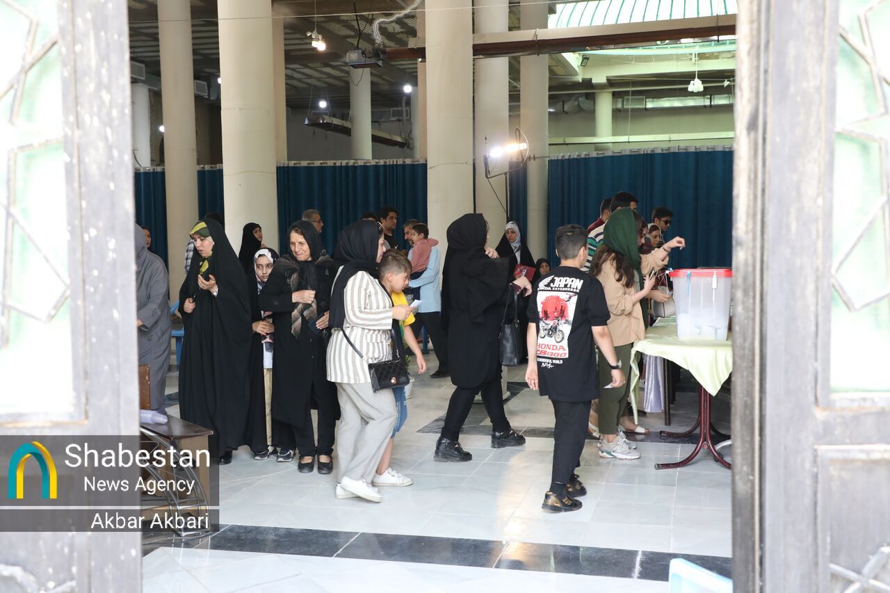 زنان و مردان دیار مهربانی شرکت در انتخابات را یک وظیفه میدانند