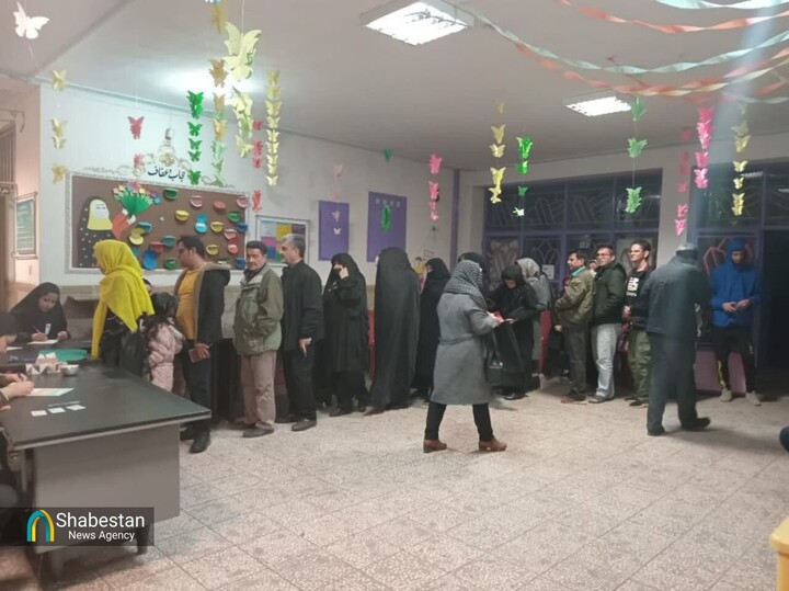 پویایی و حیات انقلاب اسلامی پیام حضور مردم در انتخابات بود