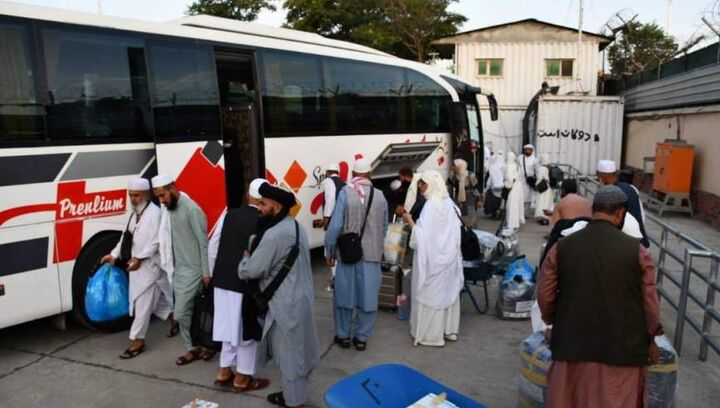 طالبان: بازگشت بیش از ۱۱ هزار حاجی افغان از عربستان