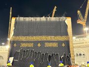 پرده جدید کعبه نصب شد