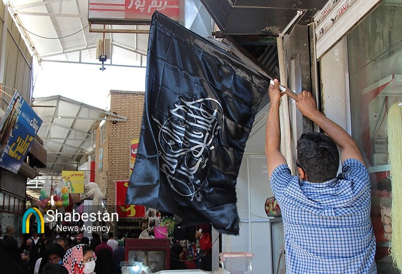 رنگ و بوی حسینی در خیابانهای شیراز/ طراحی المان حسینی تا هر محله یک سقاخانه