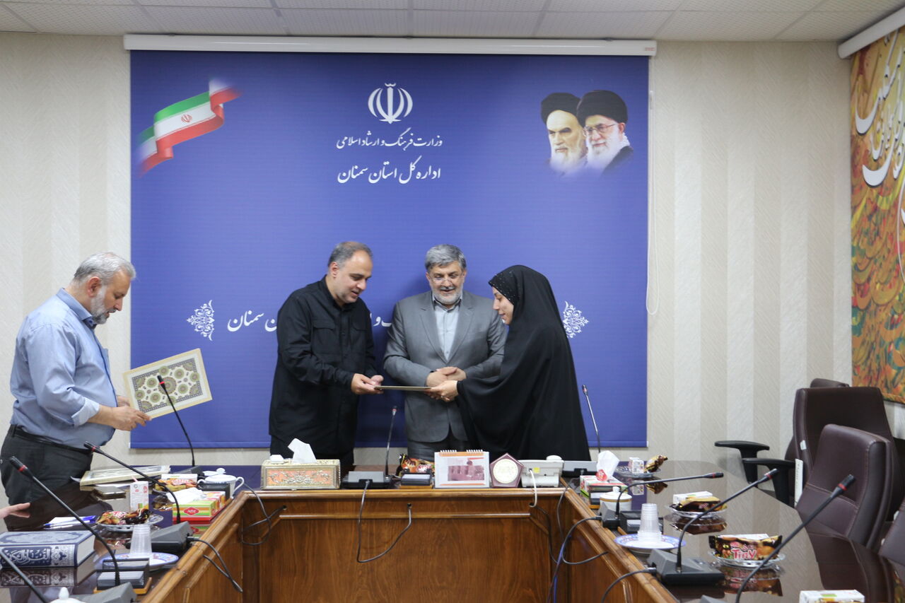 گروه های سرود کانون مساجد استان سمنان تجلیل شدند
