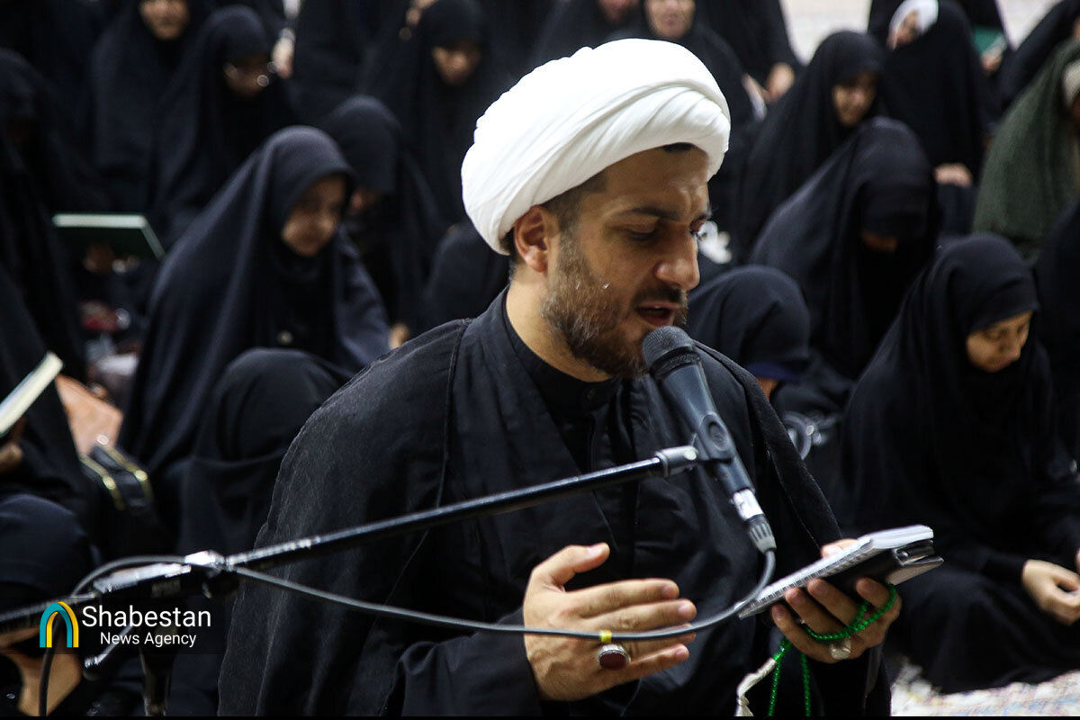 برگزاری روضه امام حسین(ع) ویژه خواهران در حرم مطهر حضرت معصومه(س)