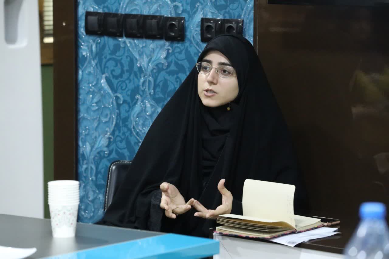 کودکان را از طریق کتاب با مفاهیم عاشورایی آشنا کنیم