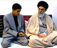 حجت الاسلام خداداده از کانون فاطمیه رودسر بازدید کرد