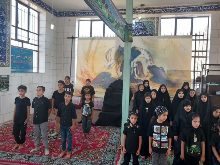 نوجوانان مسجدی روستای دهنو عزادار امام حسین (ع) شدند