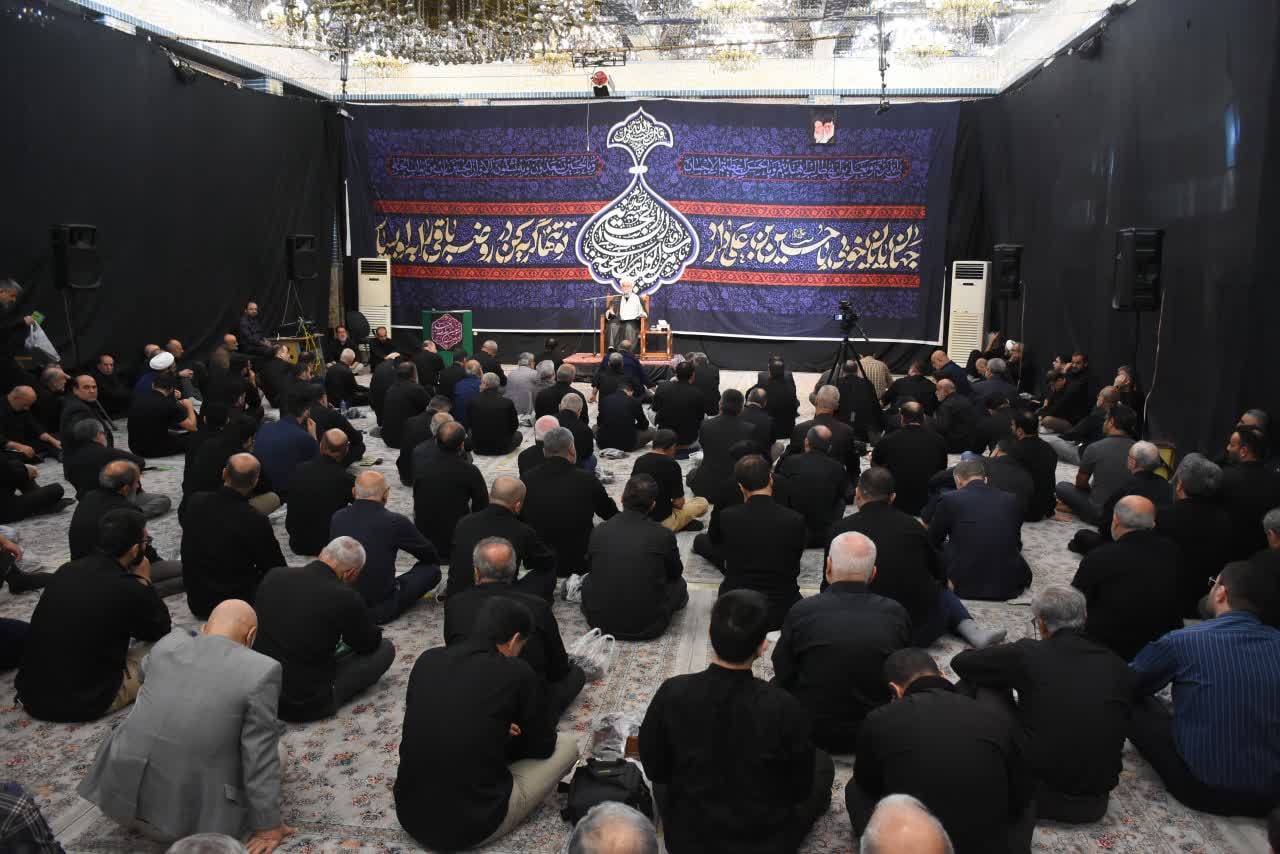 مجالس امام حسین(ع)، درس بزرگ ایستادگی در برابر ظلم و ستم را به ما میآموزند