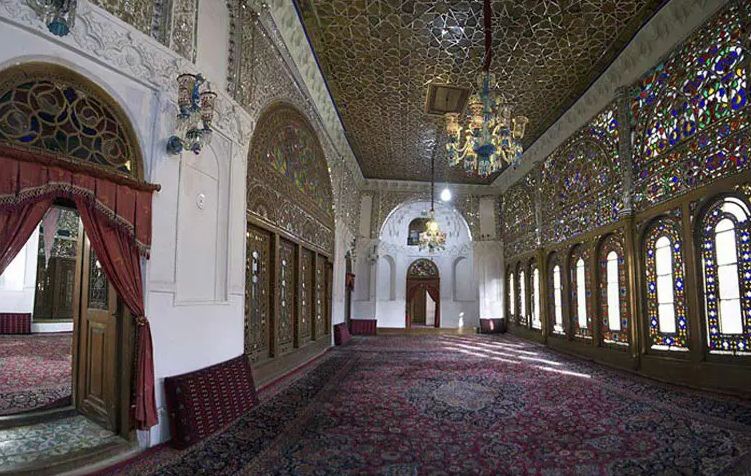 میزبانی ۲۰۰ ساله‌ی حسینیه امینی‌ها از عزاداران سیدالشهداء(ع)