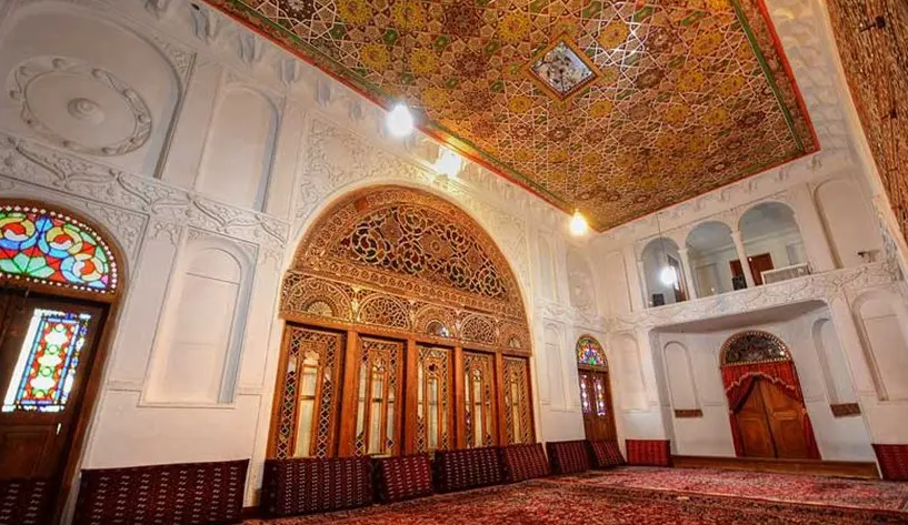 میزبانی ۲۰۰ ساله‌ی حسینیه امینی‌ها از عزاداران سیدالشهداء(ع)