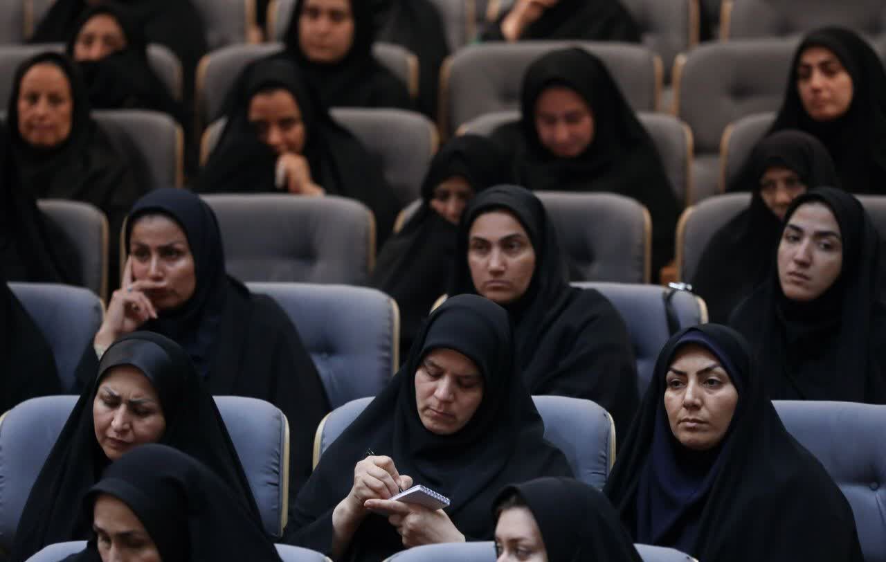 حضرت زینب(س) اسوه عفاف و ولایتپذیری است