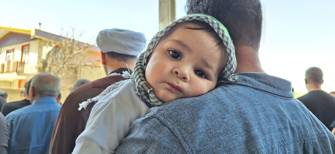 آیین چغچغهزنی در روستای تاریخی مذهبی انجدان برگزار شد