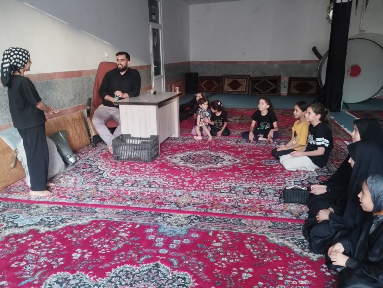 برنامههای اوقات فراغت بستر مناسبی برای آشنایی جوانان با مساجد را فراهم میکند