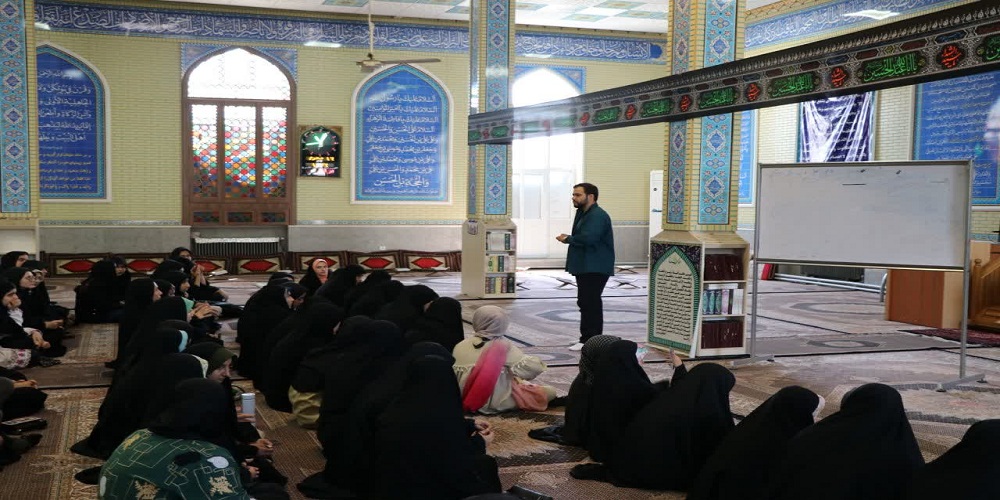 سفر به قلب فرهنگ و معنویت/ترکیب فرهنگ و هنر در کانونها حائز اهمیت است