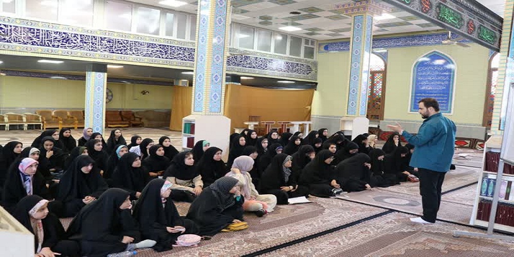 سفر به قلب فرهنگ و معنویت/ترکیب فرهنگ و هنر در کانونها حائز اهمیت است