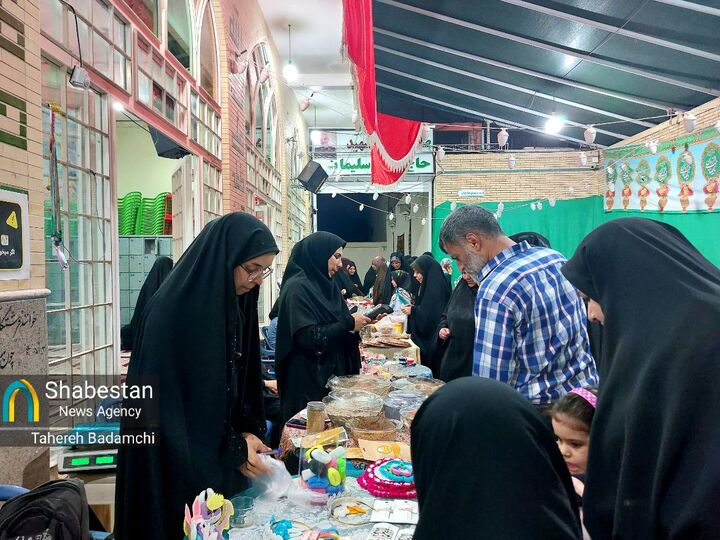بازارچه مسجد طفلان مسلم کرمان برای حمایت از مشاغل خانگی