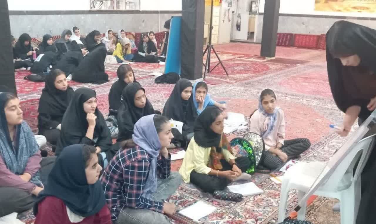 اجرای طرح «مسجد کانون نشاط» اوقات فراغت نوجوانان را به صورت هدفمند پر میکند