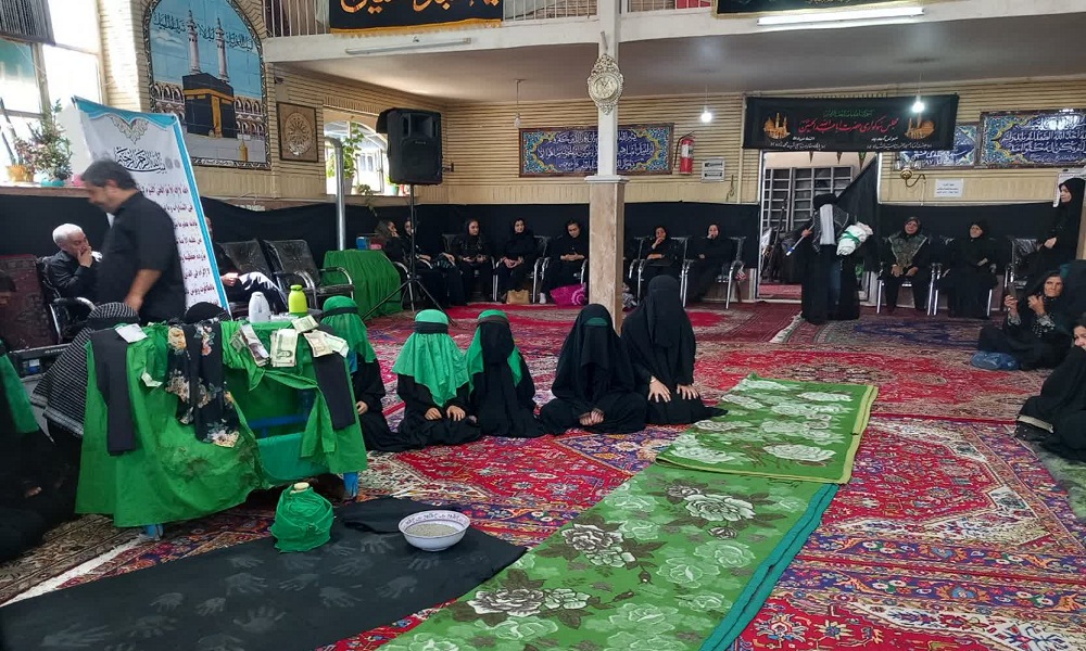 سرود و تئاتری که مسجد را پاتوقهای دخترانه کرده است