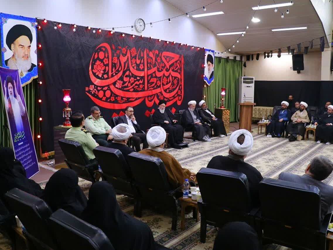 تخریب ارکان نماز جمعه، راهبرد همیشگی جریانهای معاند