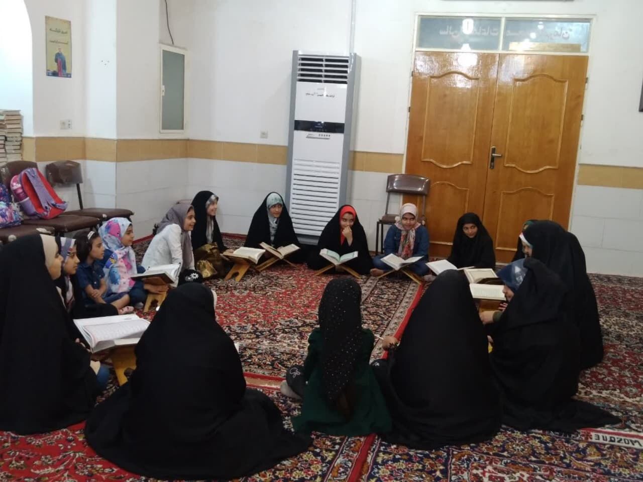 آغاز کلاسهای تابستانی ویژه خواهران با عنوان «طرح یاس آسمانی» در آران و بیدگل