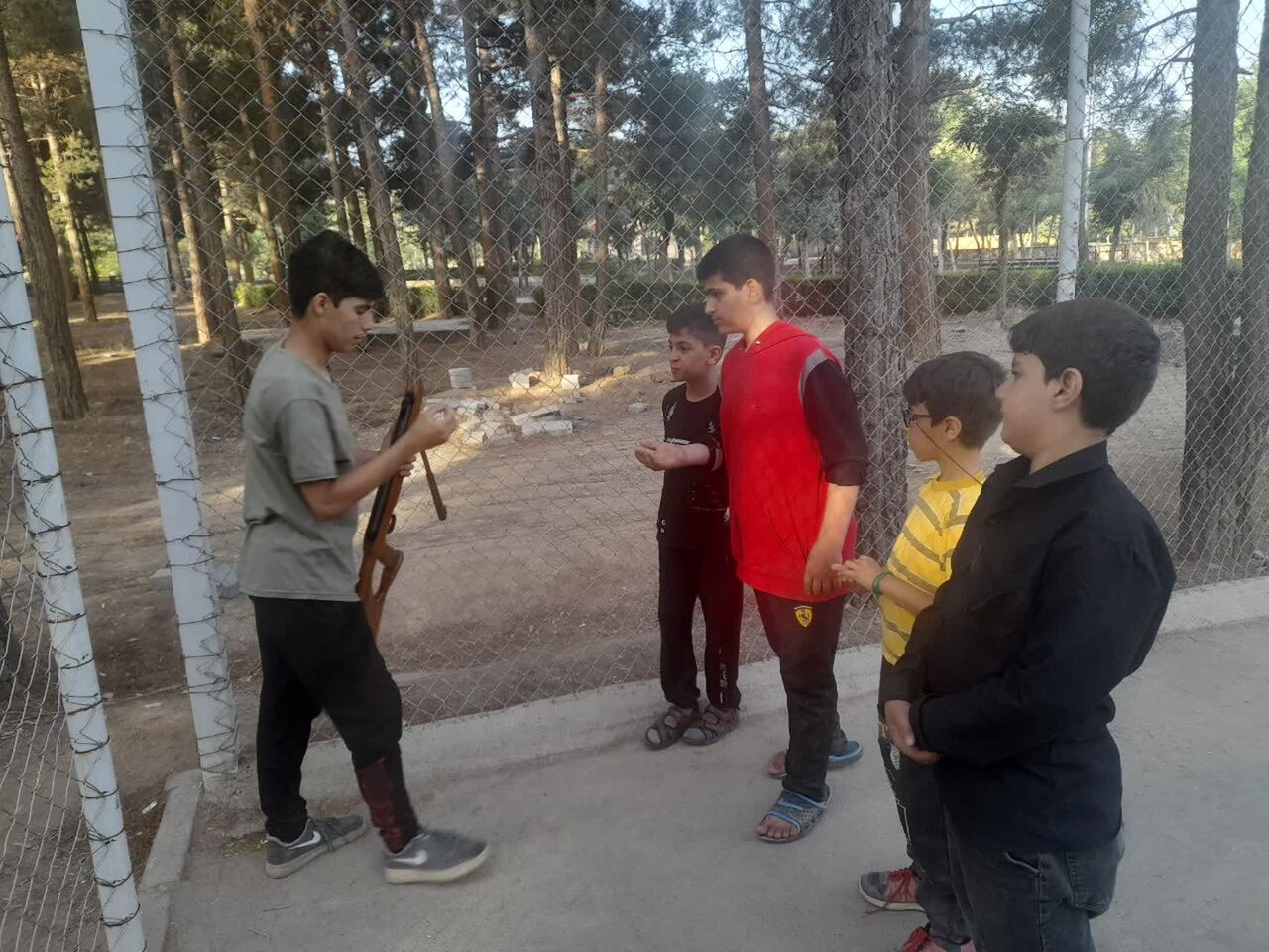 جوانی که با هدایت امام جماعت سکان فرهنگی مسجد علیابن ابیطالب خمین را در دست گرفت