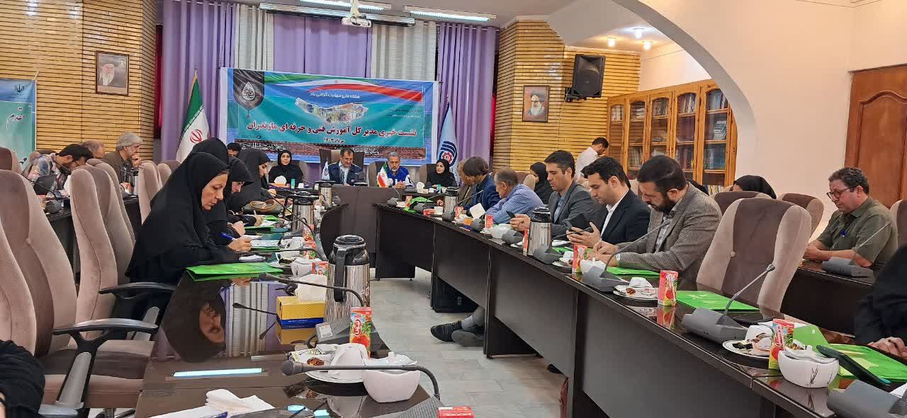 لزوم توسعه مراکز جوار کارگاهی برای تربیت نیروی متخصص