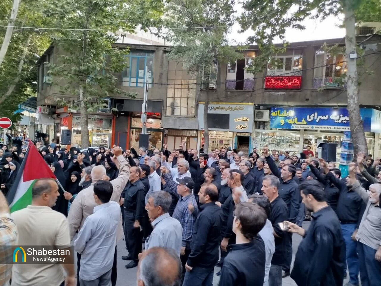 اجتماع مردم خرمآباد در محکومیت اقدام اخیر رژیم صهیونیستی