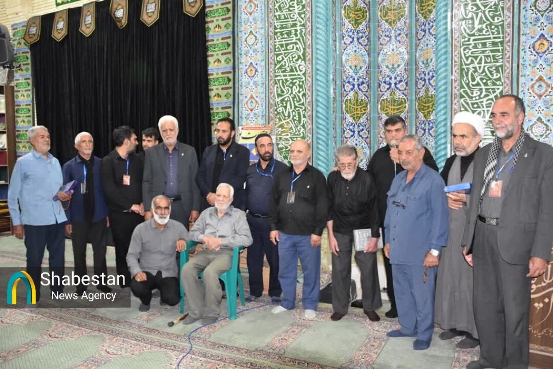 حضور پیرغلامان حسینی در مساجد شاخص و روضههای خانگی کرمان+فیلم