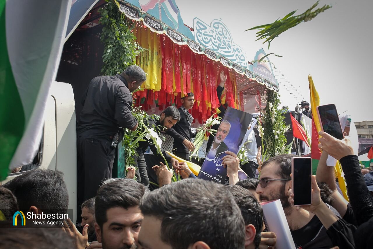 مکتب سلیمانی برای «شهیدِ مقاومت» سنگ تمام گذاشت