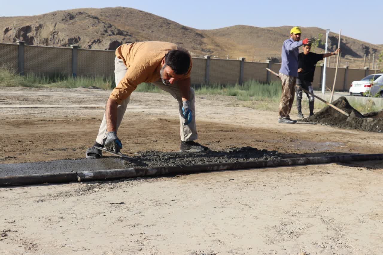 خدمترسانی خانوادگی بچههای کانون پیامبر اعظم(ص) به زائران حسینی