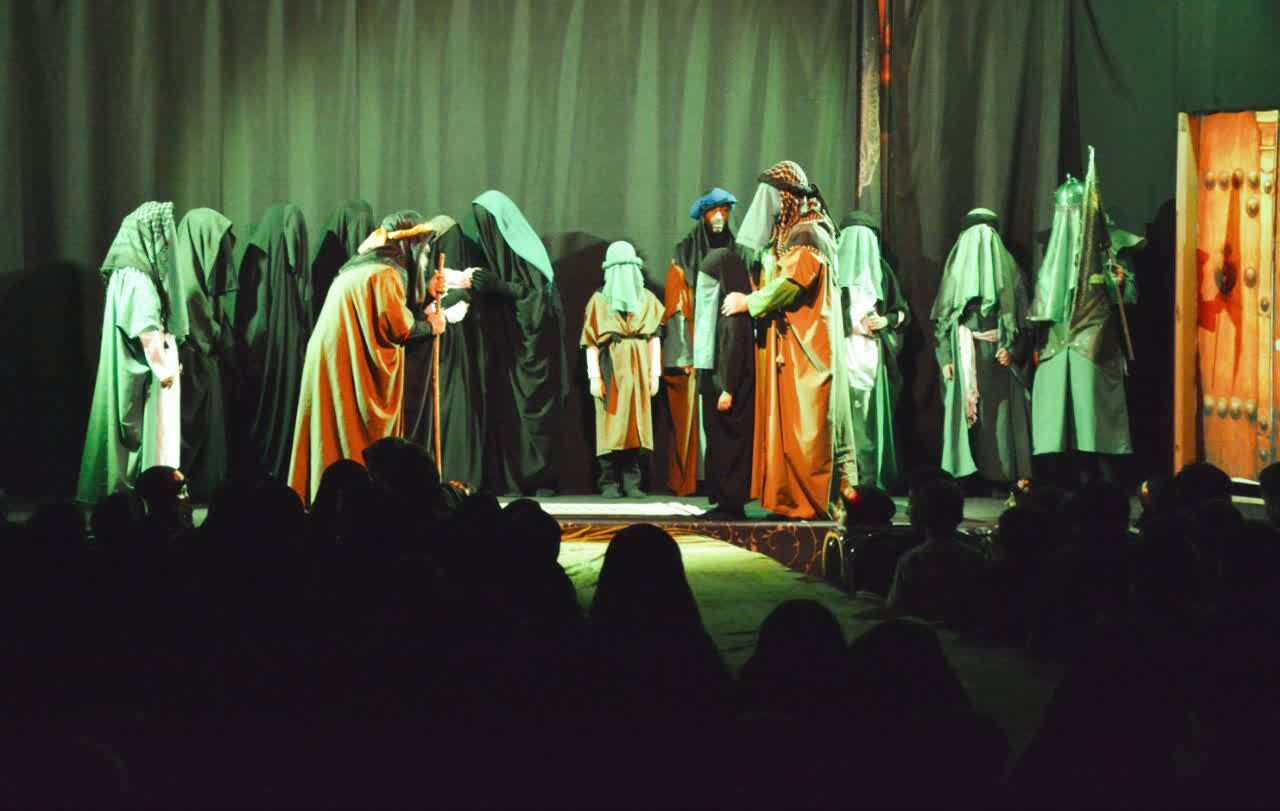 اجرای نمایش آئینی وقایع روز عاشورا و شهادت حضرت رقیه «س» در مسجد الغدیر مشهد