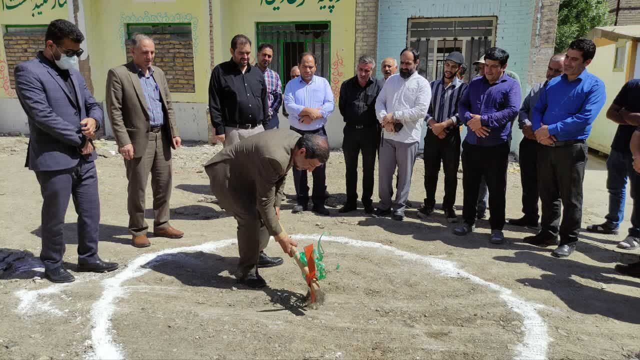 افتتاح کارگاه یک هنرستان و کلنگزنی یک دبیرستان در مشهد